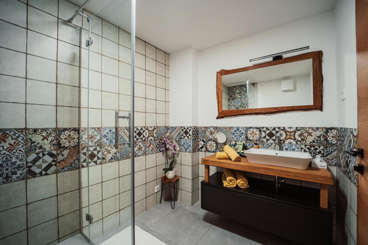 Kocbek Since 1929 Apartment Sveti Jurij ob Scavnici Luaran gambar